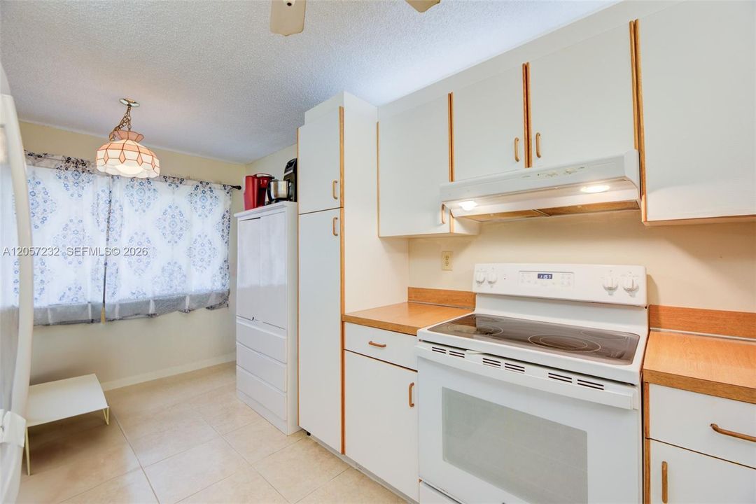 En Venta: $149,000 (2 camas, 2 baños, 1142 Pies cuadrados)