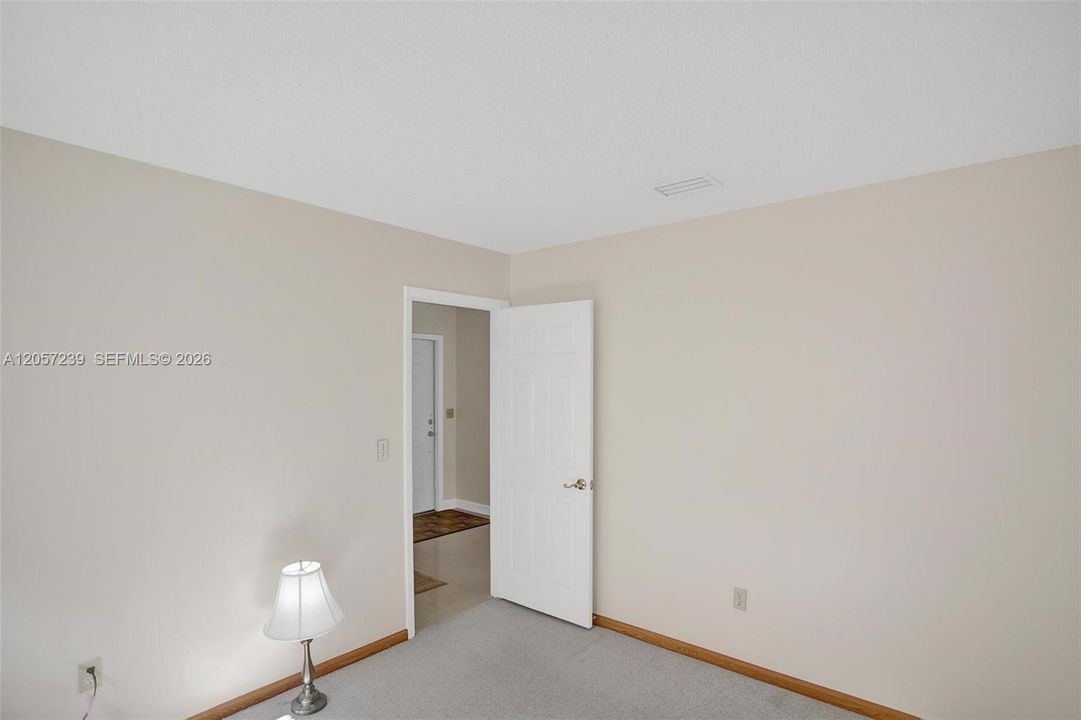 В аренду: $3,500 (3 спален, 2 ванн, 1414 Квадратных фут)