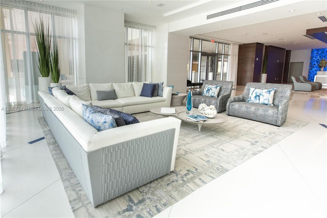 En Venta: $1,220,000 (3 camas, 3 baños, 1524 Pies cuadrados)