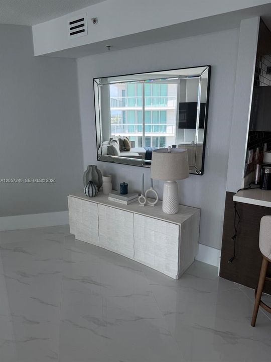 For Rent: $6,800 (3 beds, 2 baths, 1447 Square Feet)