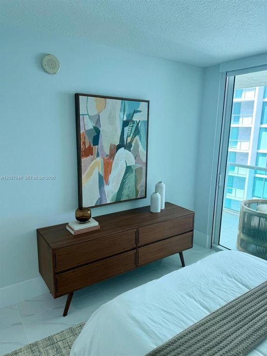 For Rent: $6,800 (3 beds, 2 baths, 1447 Square Feet)