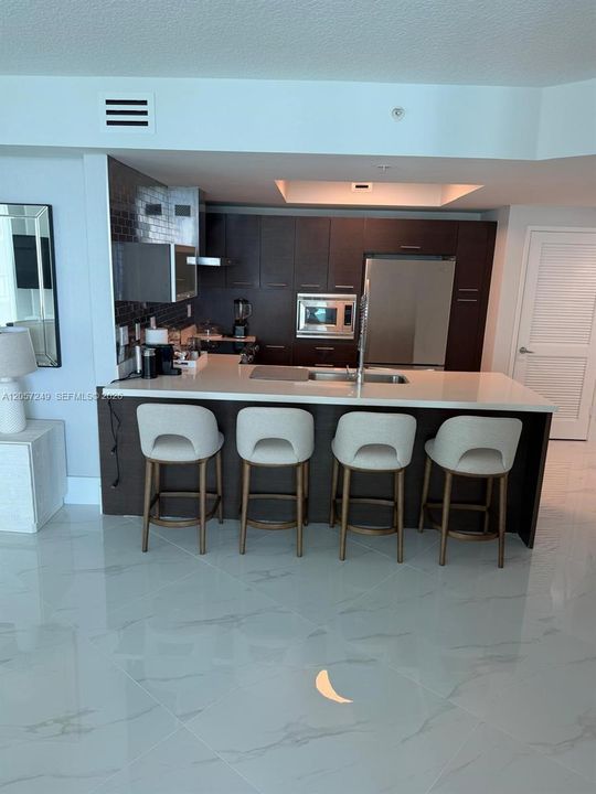 For Rent: $6,800 (3 beds, 2 baths, 1447 Square Feet)