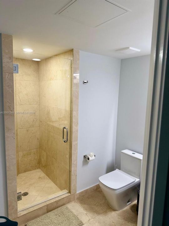For Rent: $6,800 (3 beds, 2 baths, 1447 Square Feet)
