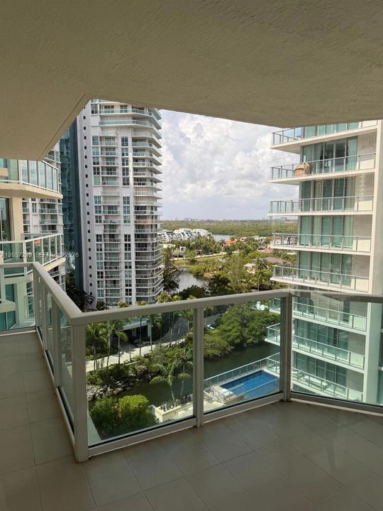For Rent: $6,800 (3 beds, 2 baths, 1447 Square Feet)