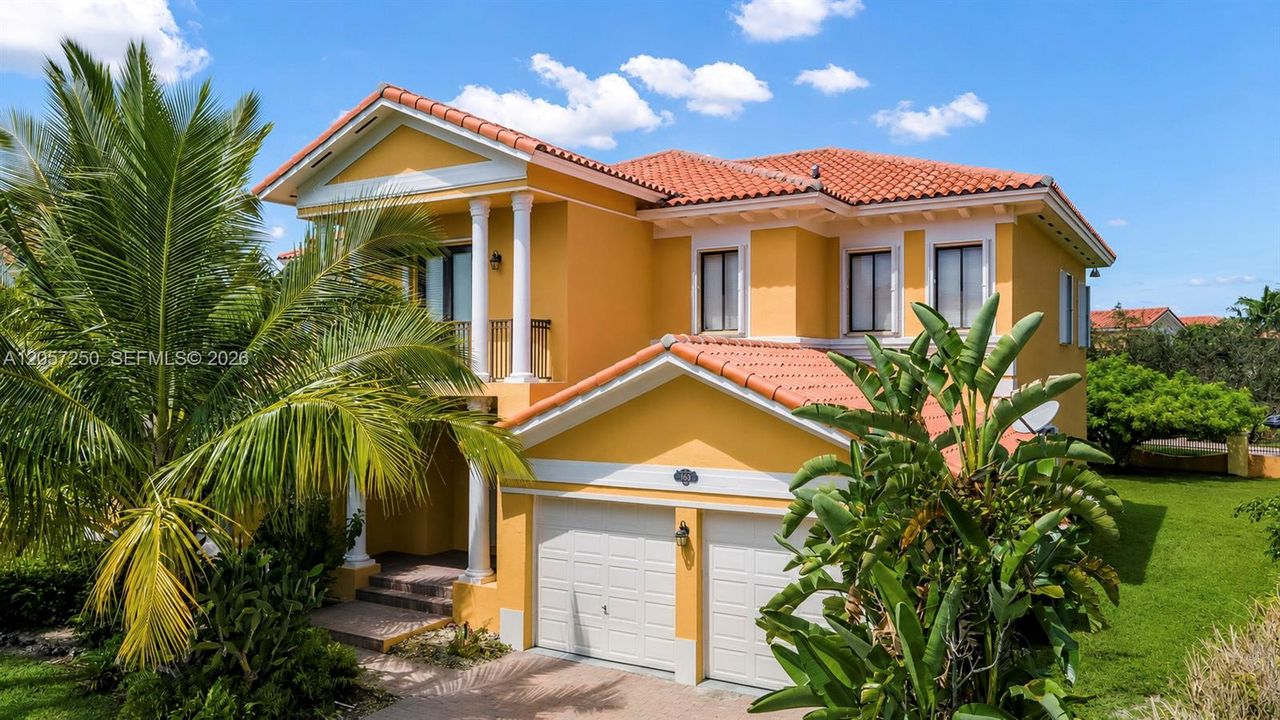 En Renta: $7,500 (7 camas, 6 baños, 5047 Pies cuadrados)