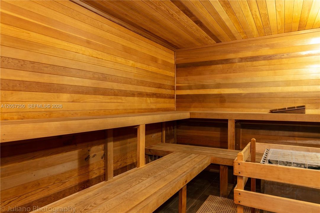 En Renta: $7,500 (7 camas, 6 baños, 5047 Pies cuadrados)