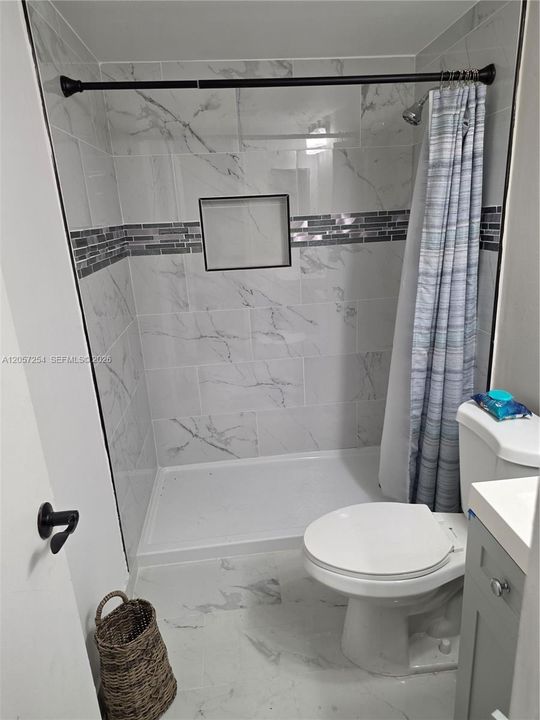 В аренду: $1,850 (2 спален, 2 ванн, 924 Квадратных фут)