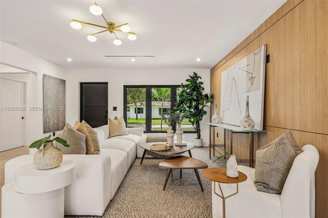 En Venta: $2,500,000 (4 camas, 4 baños, 2489 Pies cuadrados)