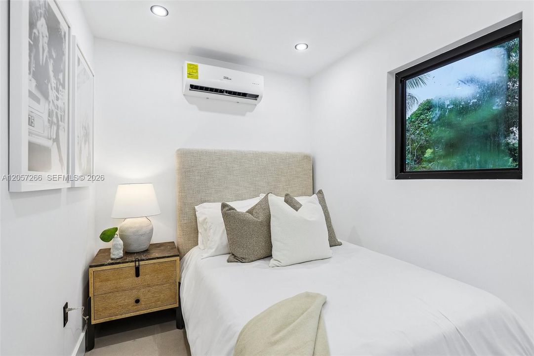 En Venta: $2,500,000 (4 camas, 4 baños, 2489 Pies cuadrados)