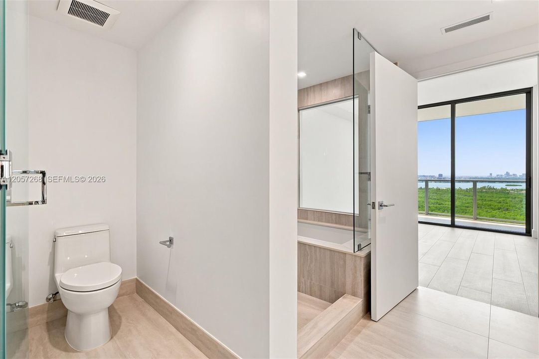 В аренду: $8,500 (2 спален, 3 ванн, 0 Квадратных фут)