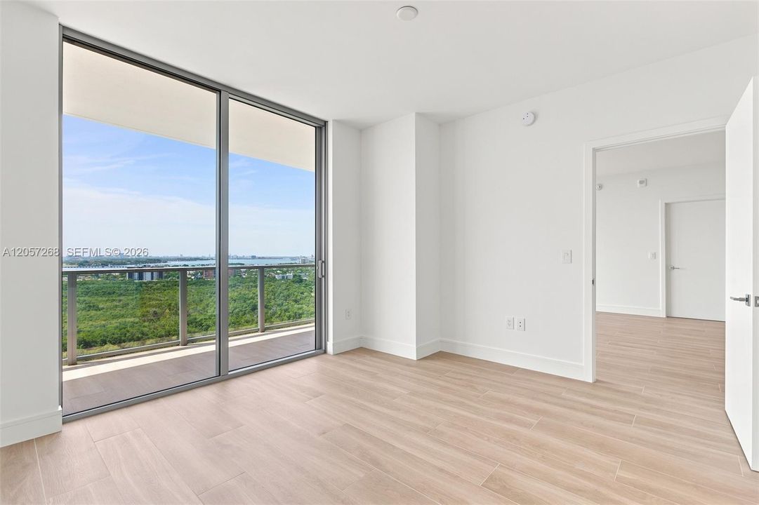 В аренду: $8,500 (2 спален, 3 ванн, 0 Квадратных фут)