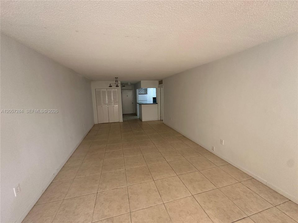 En Venta: $120,000 (1 camas, 1 baños, 878 Pies cuadrados)