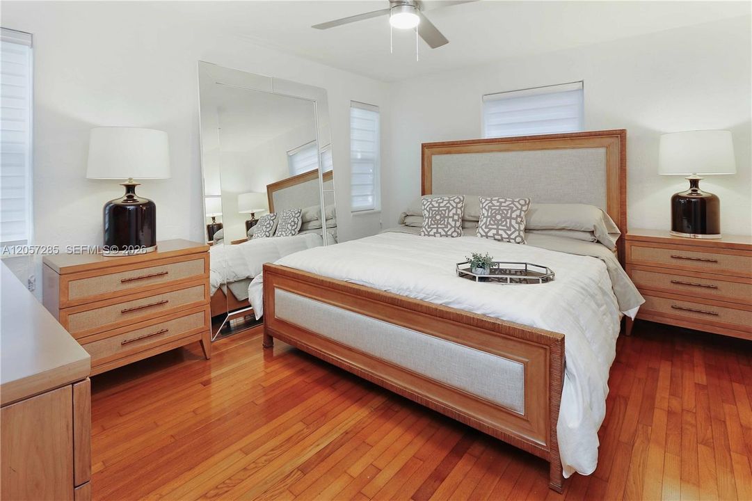 En Venta: $649,000 (2 camas, 2 baños, 1249 Pies cuadrados)