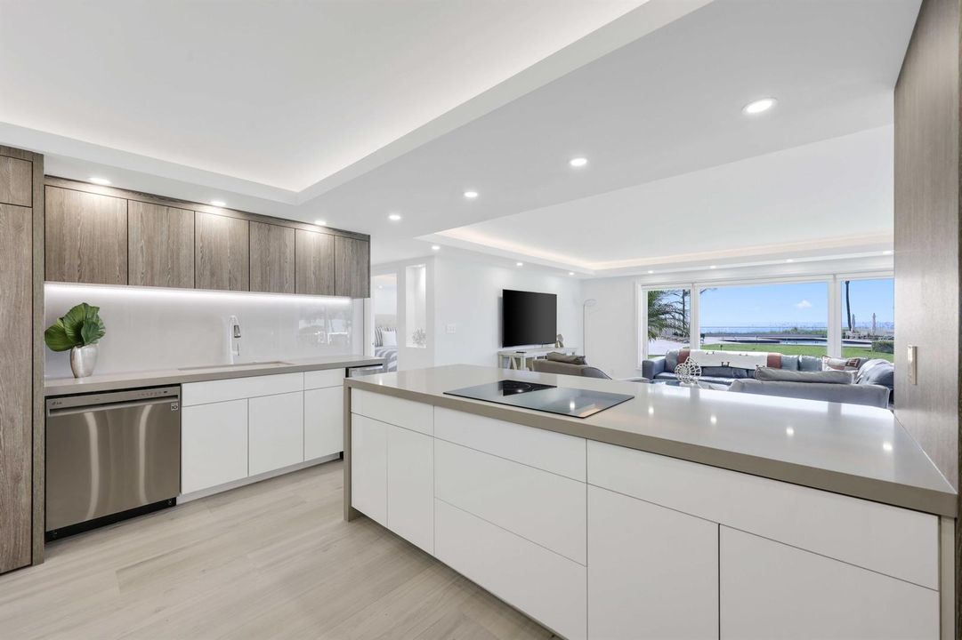 600 S Ocean Blvd 103 - 17
