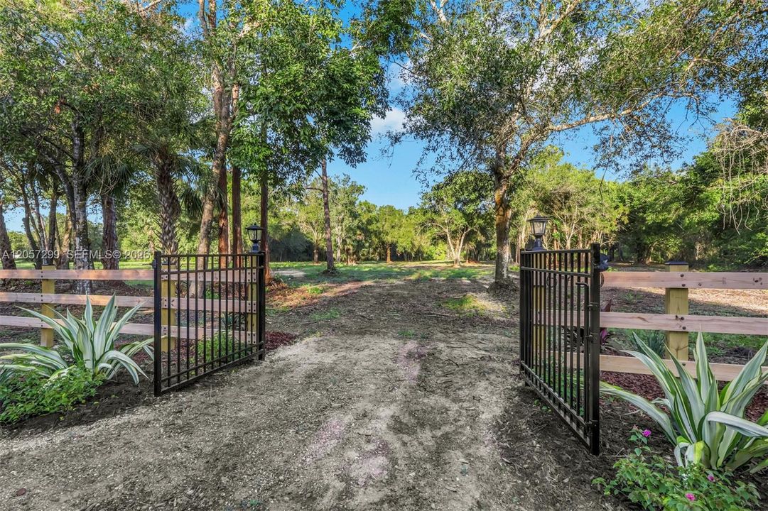 For Sale: $625,000 (8.50 acres)