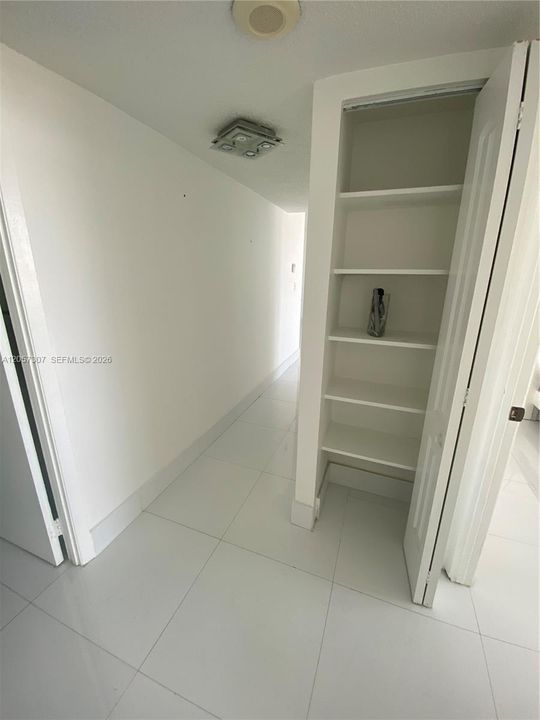 В аренду: $2,390 (2 спален, 2 ванн, 1058 Квадратных фут)