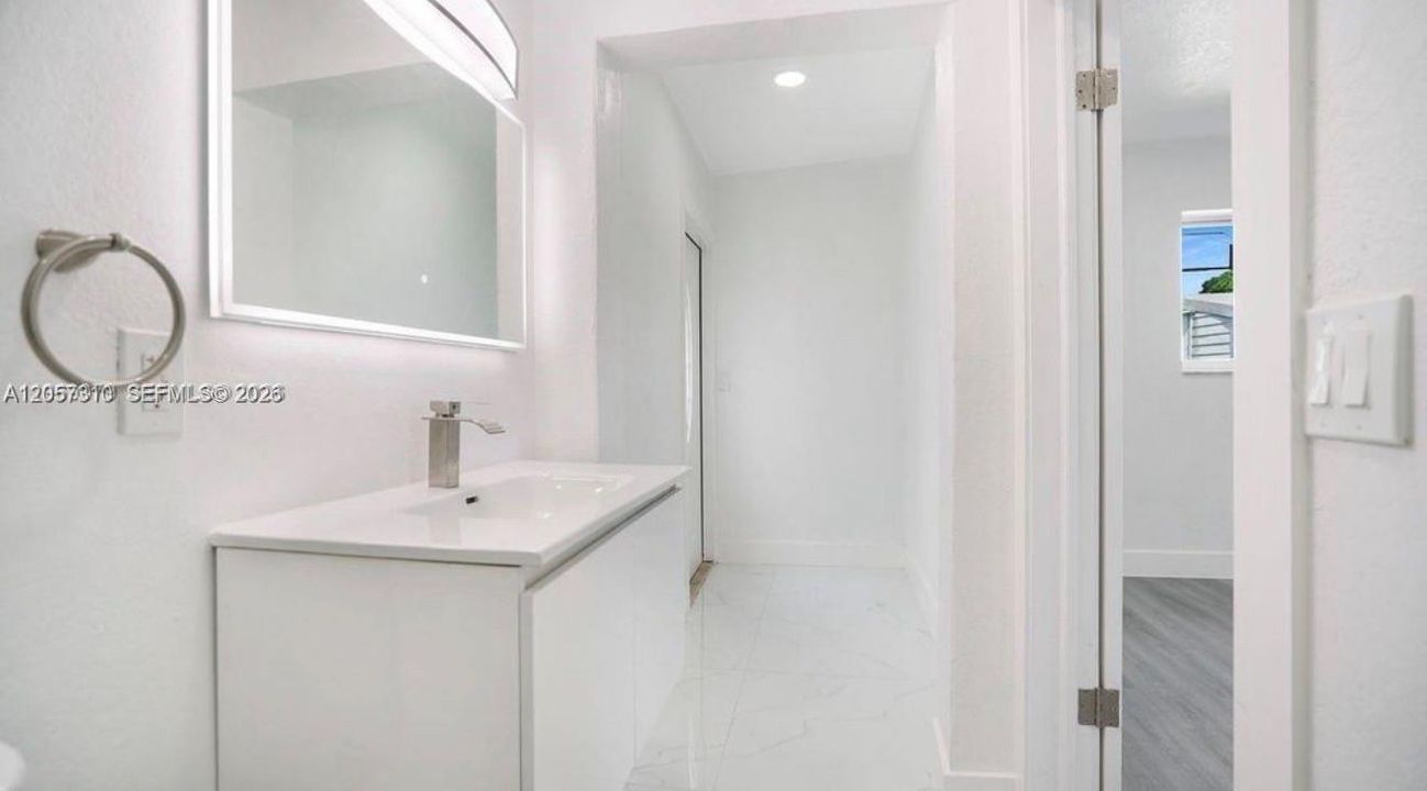 В аренду: $5,500 (4 спален, 2 ванн, 2031 Квадратных фут)
