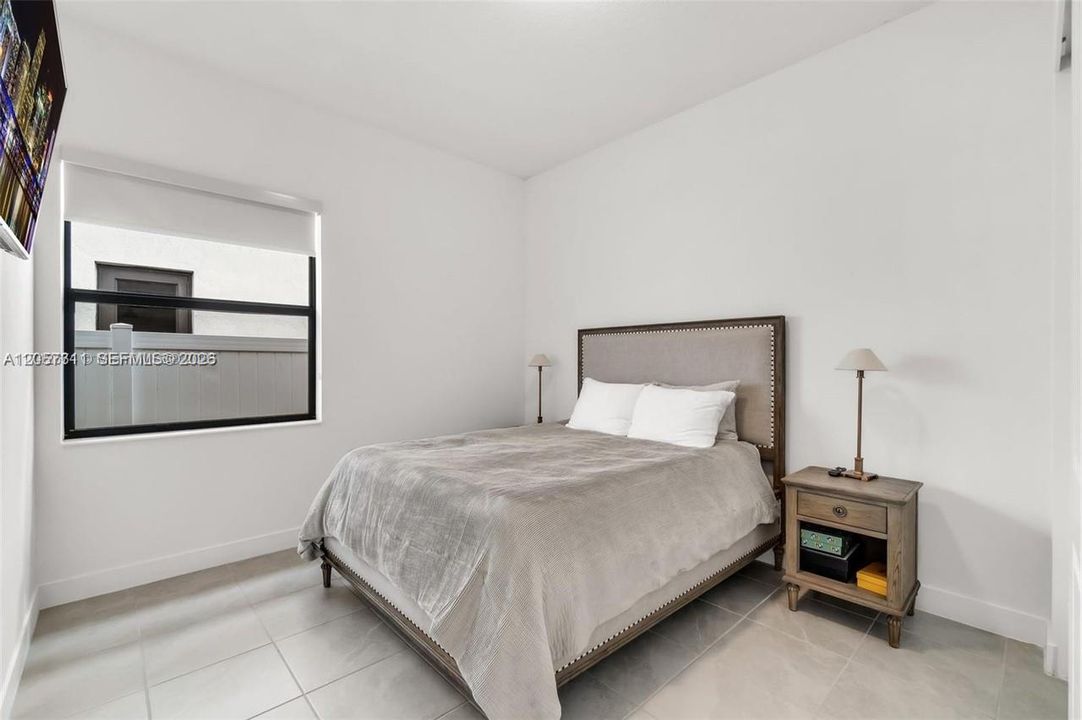 En Venta: $759,000 (3 camas, 2 baños, 2047 Pies cuadrados)