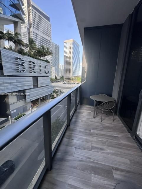 En Venta: $578,000 (1 camas, 1 baños, 627 Pies cuadrados)
