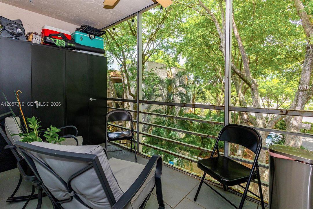 En Venta: $299,999 (3 camas, 2 baños, 1300 Pies cuadrados)