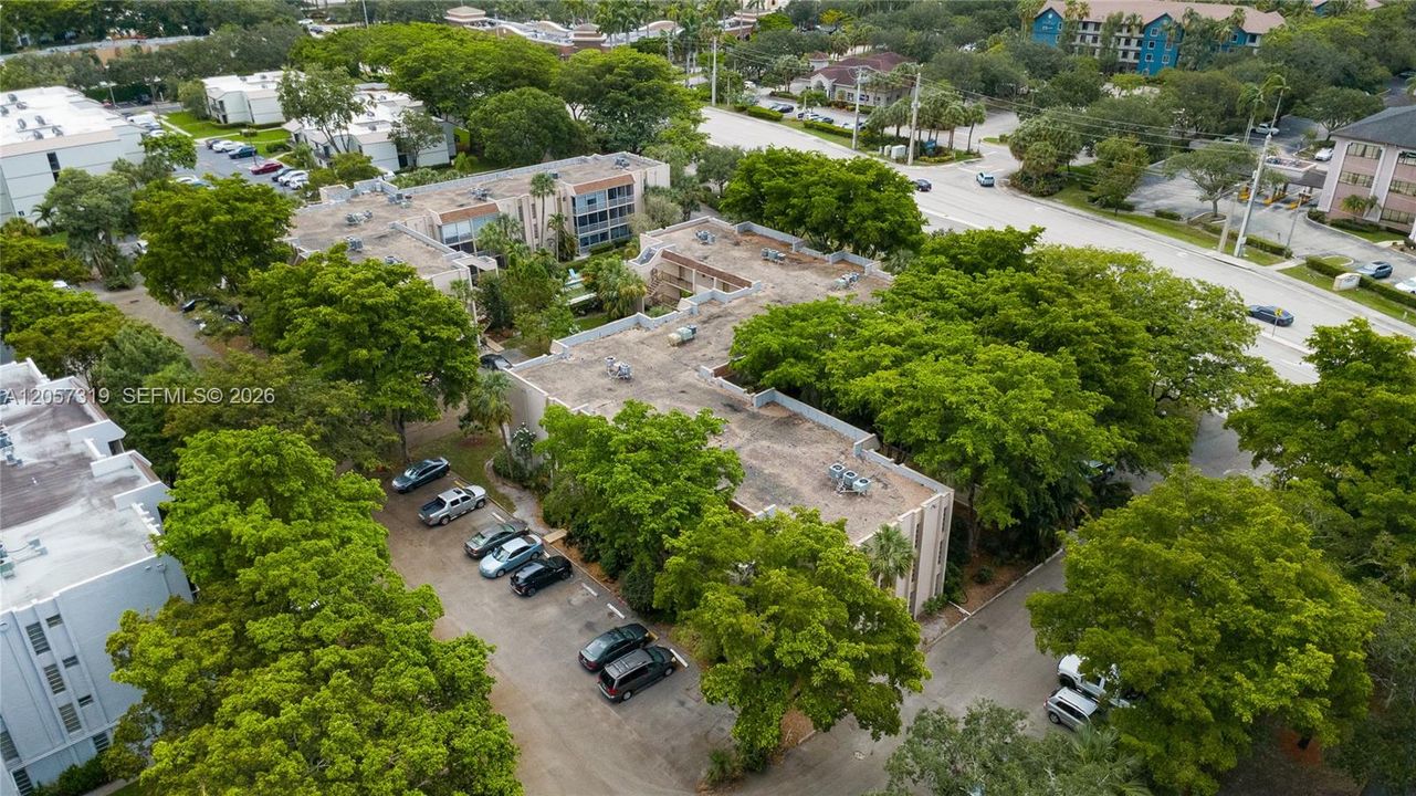 En Venta: $299,999 (3 camas, 2 baños, 1300 Pies cuadrados)