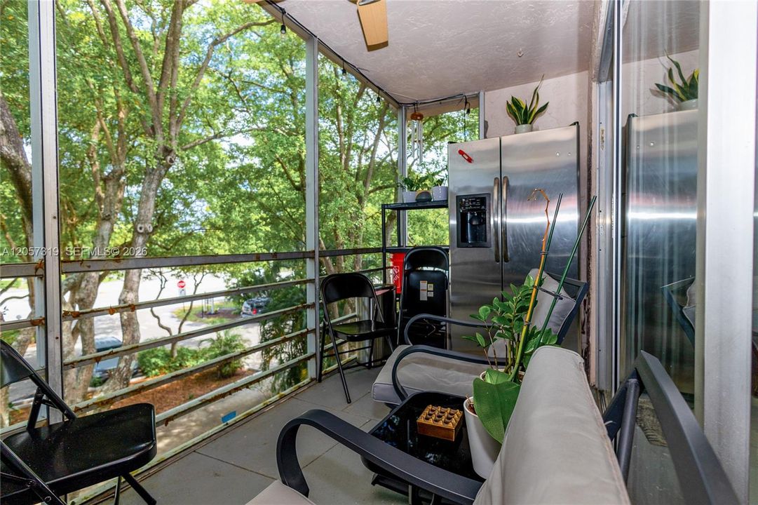 En Venta: $299,999 (3 camas, 2 baños, 1300 Pies cuadrados)