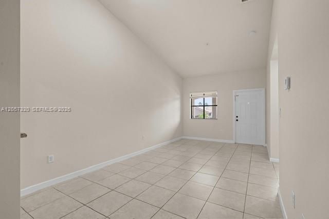 En Venta: $279,528 (2 camas, 2 baños, 817 Pies cuadrados)