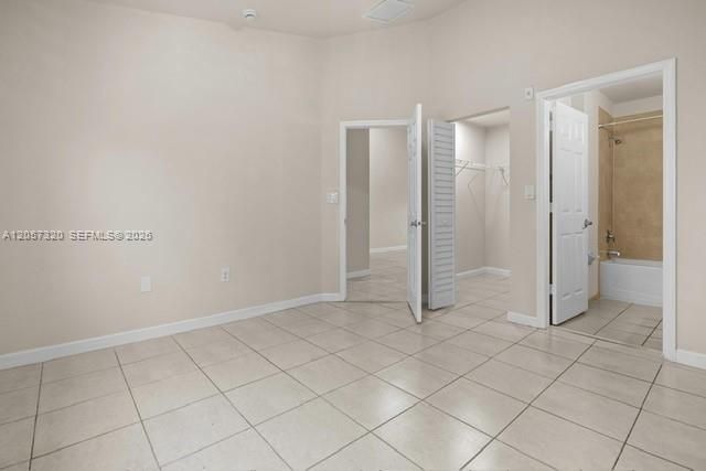 En Venta: $279,528 (2 camas, 2 baños, 817 Pies cuadrados)