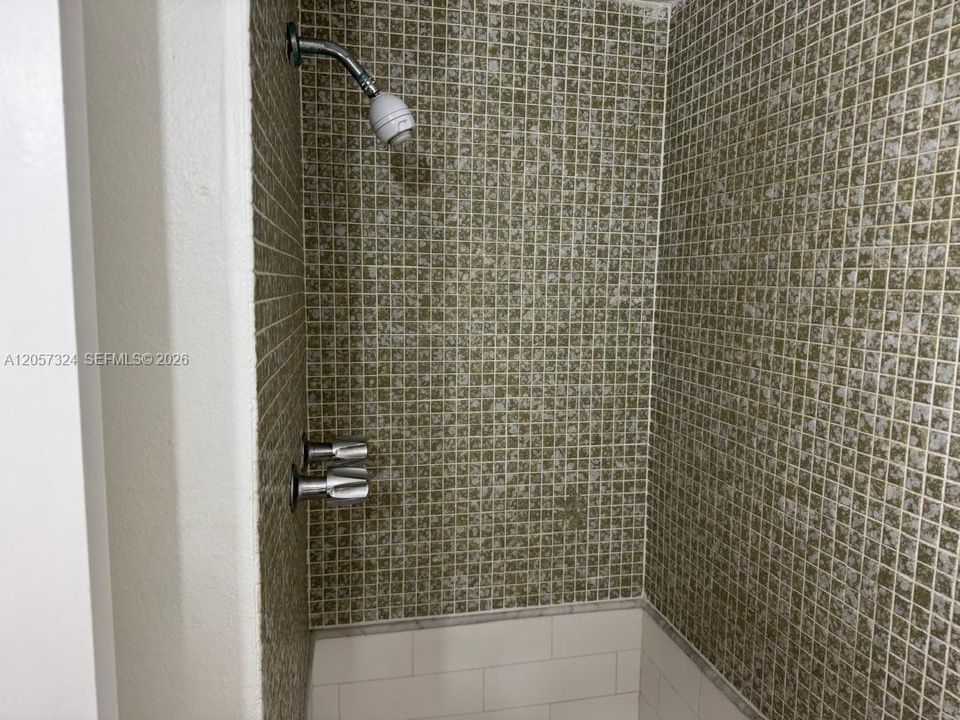 En Renta: $2,000 (2 camas, 2 baños, 782 Pies cuadrados)