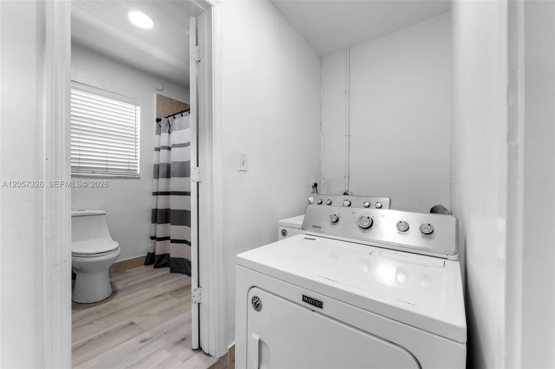 На продажу: $699,000 (3 спален, 2 ванн, 1485 Квадратных фут)