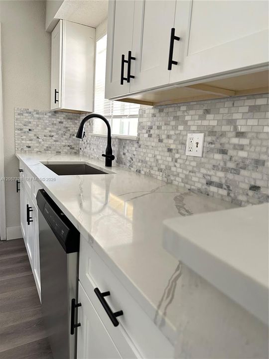 En Venta: $238,000 (2 camas, 1 baños, 980 Pies cuadrados)