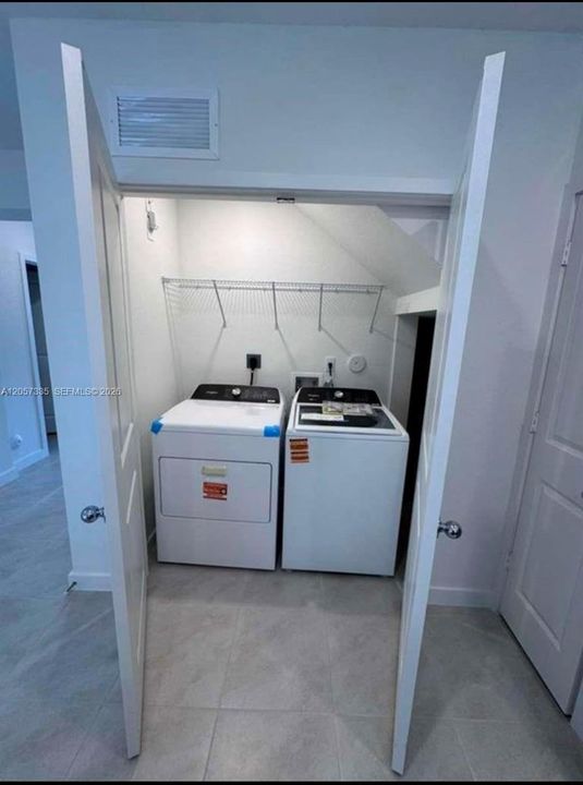 В аренду: $2,800 (3 спален, 2 ванн, 1428 Квадратных фут)