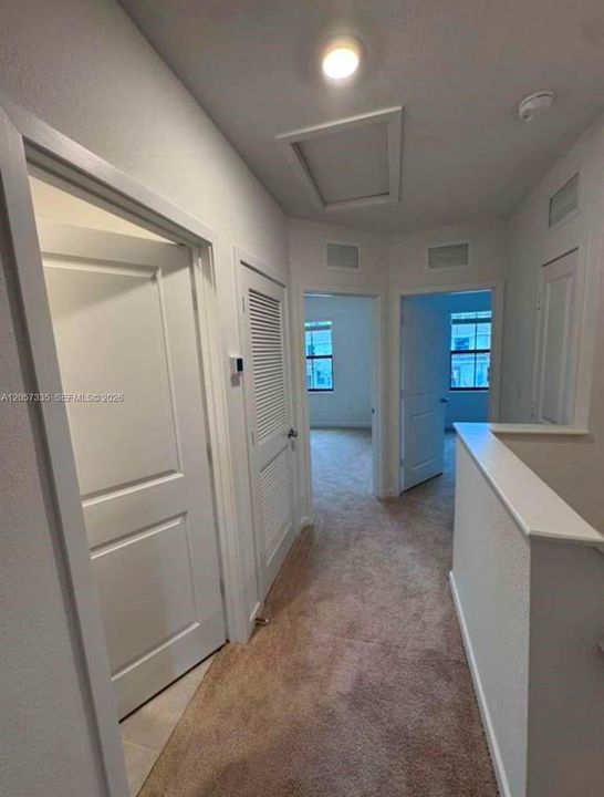 В аренду: $2,800 (3 спален, 2 ванн, 1428 Квадратных фут)