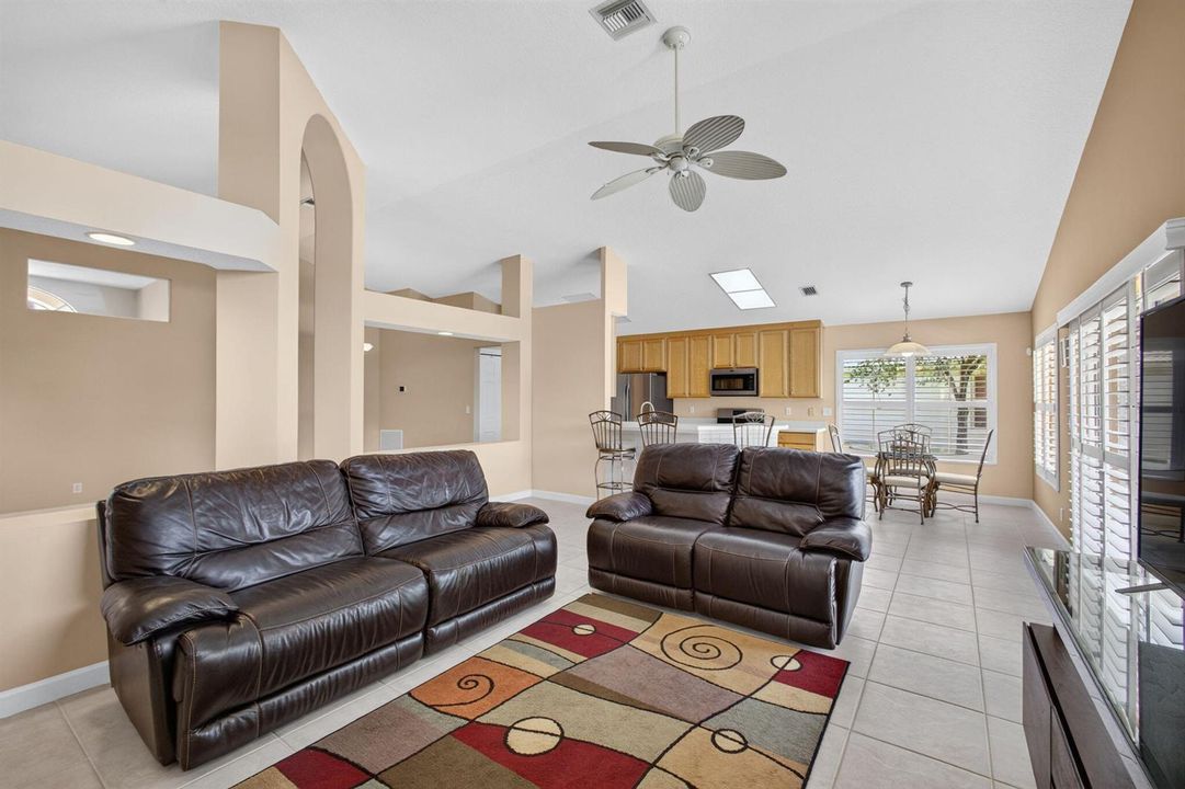 25-web-or-mls-5D1A2145