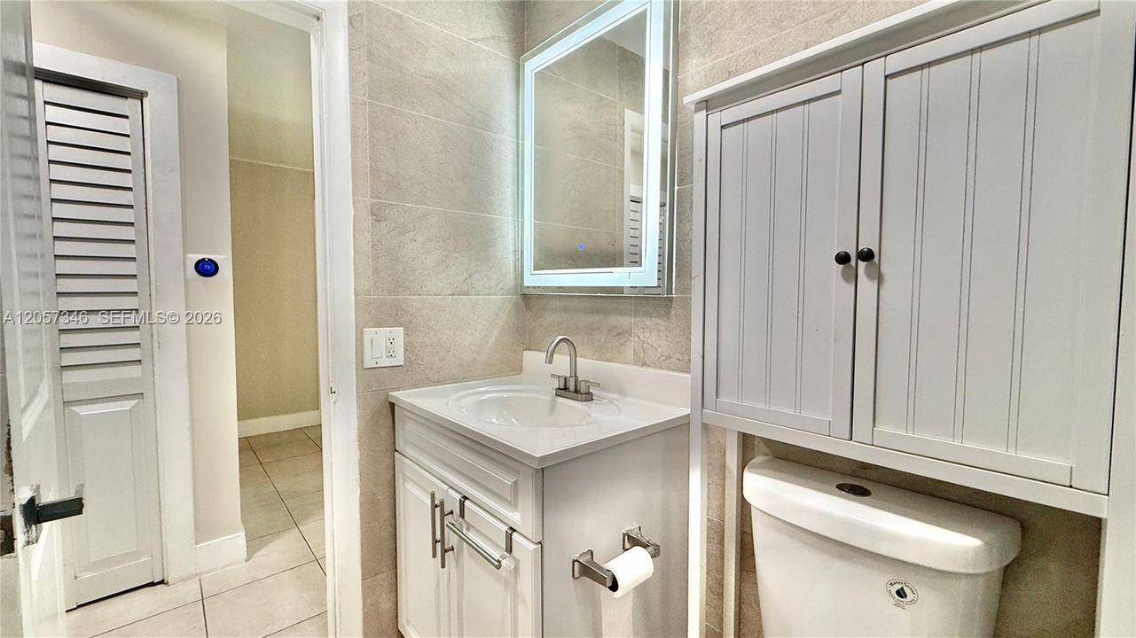 For Rent: $2,500 (3 beds, 2 baths, 2102 Square Feet)