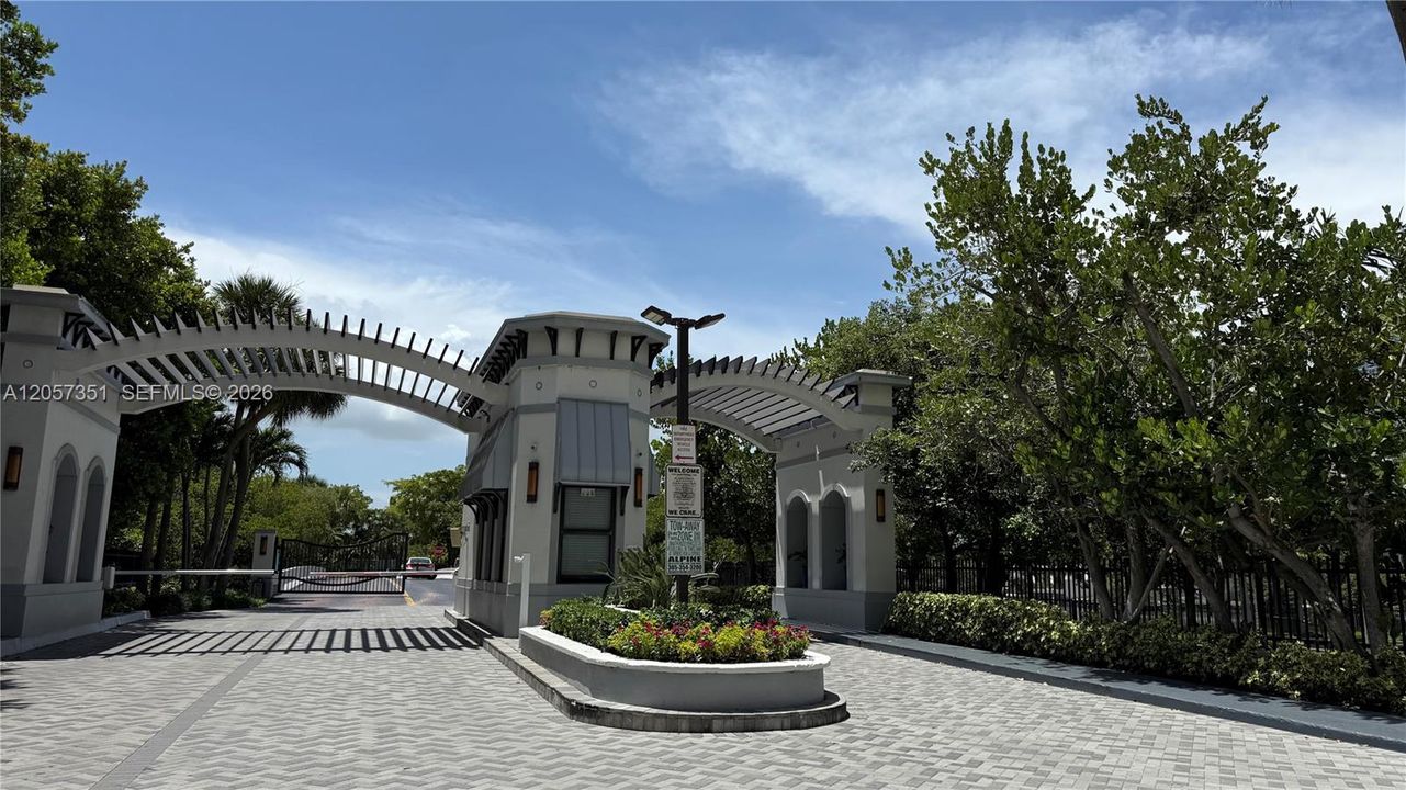 For Sale: $1,150,000 (4 beds, 3 baths, 2425 Square Feet)