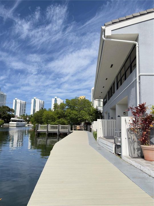 For Sale: $1,150,000 (4 beds, 3 baths, 2425 Square Feet)