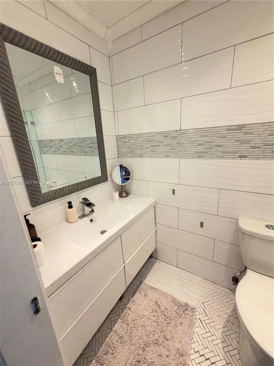 For Sale: $1,150,000 (4 beds, 3 baths, 2425 Square Feet)