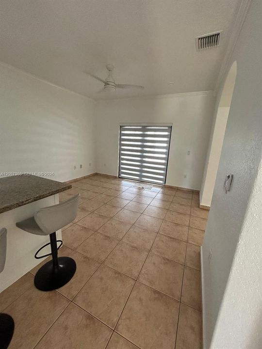 В аренду: $4,150 (3 спален, 2 ванн, 1523 Квадратных фут)