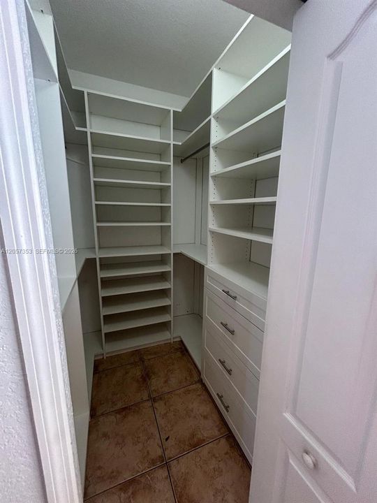 В аренду: $4,150 (3 спален, 2 ванн, 1523 Квадратных фут)