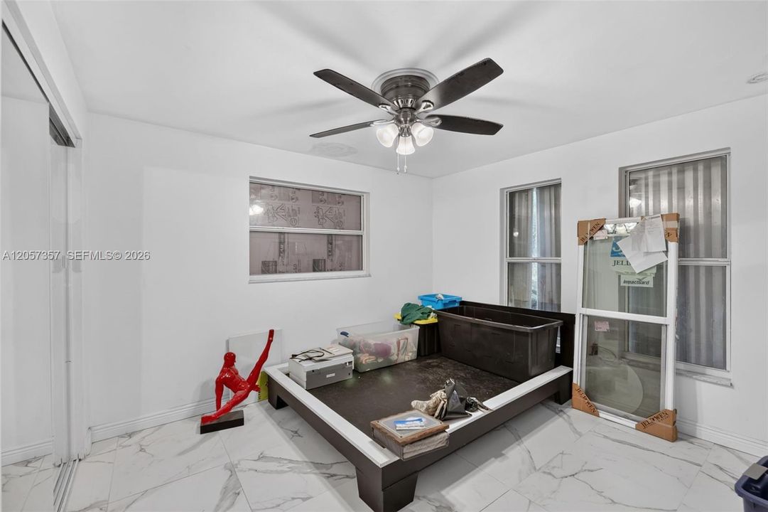 En Venta: $200,000 (3 camas, 2 baños, 0 Pies cuadrados)