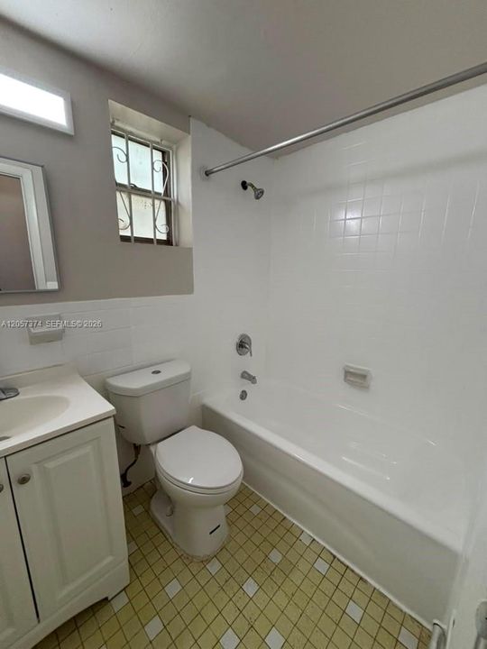 В аренду: $1,425 (1 спален, 1 ванн, 500 Квадратных фут)