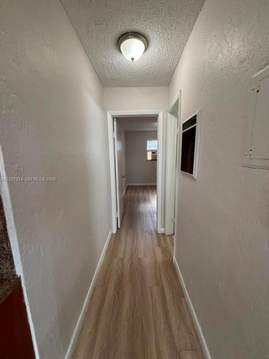 В аренду: $1,425 (1 спален, 1 ванн, 500 Квадратных фут)