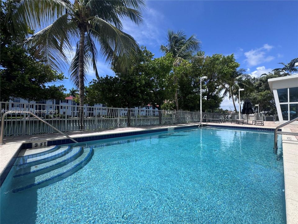 En Venta: $679,000 (2 camas, 2 baños, 1504 Pies cuadrados)