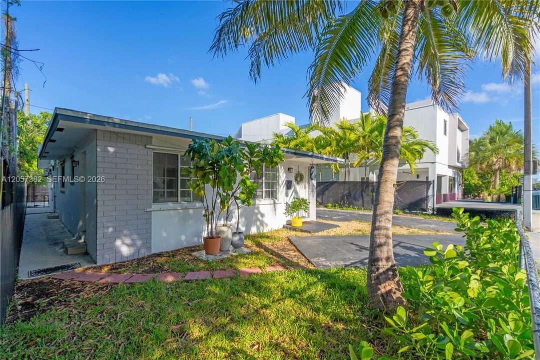 For Sale: $980,000 (0 beds, 0 baths, 1645 Square Feet)