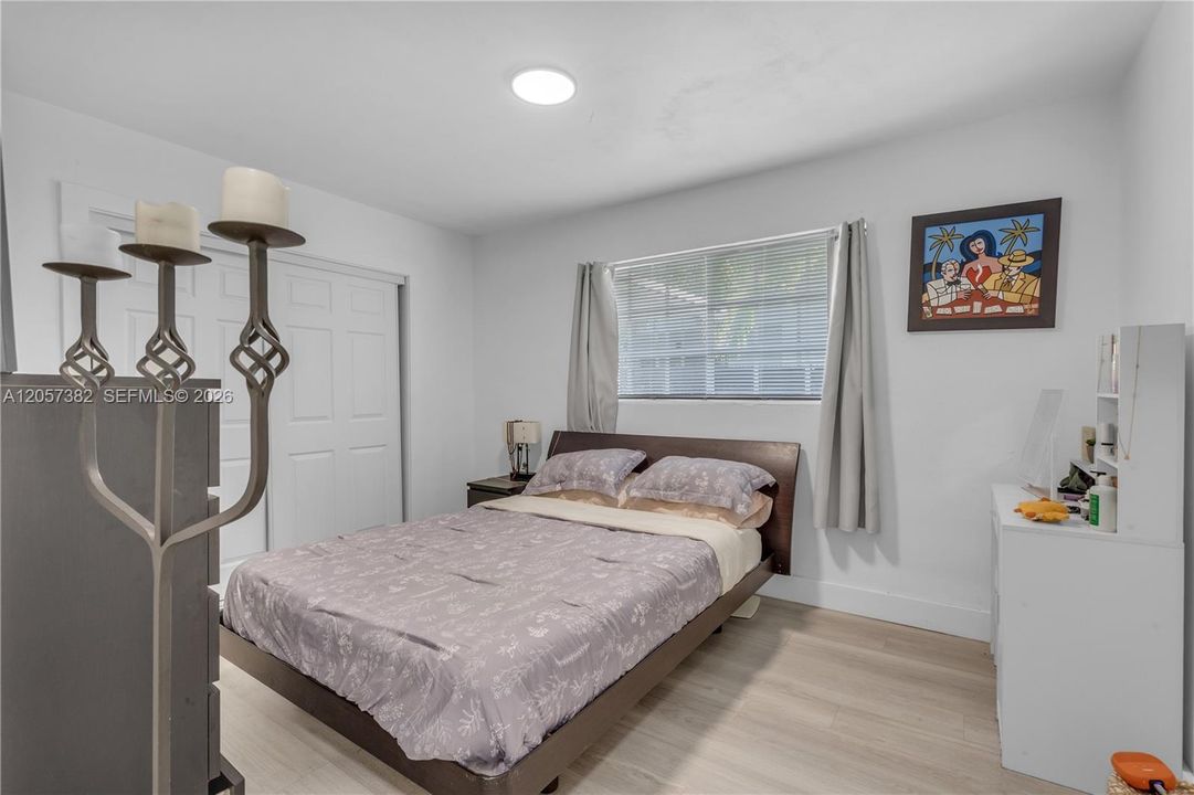 For Sale: $980,000 (0 beds, 0 baths, 1645 Square Feet)