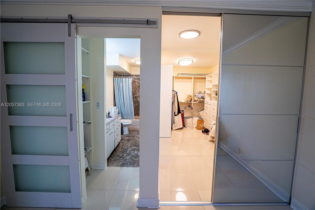 For Sale: $345,000 (2 beds, 2 baths, 1280 Square Feet)