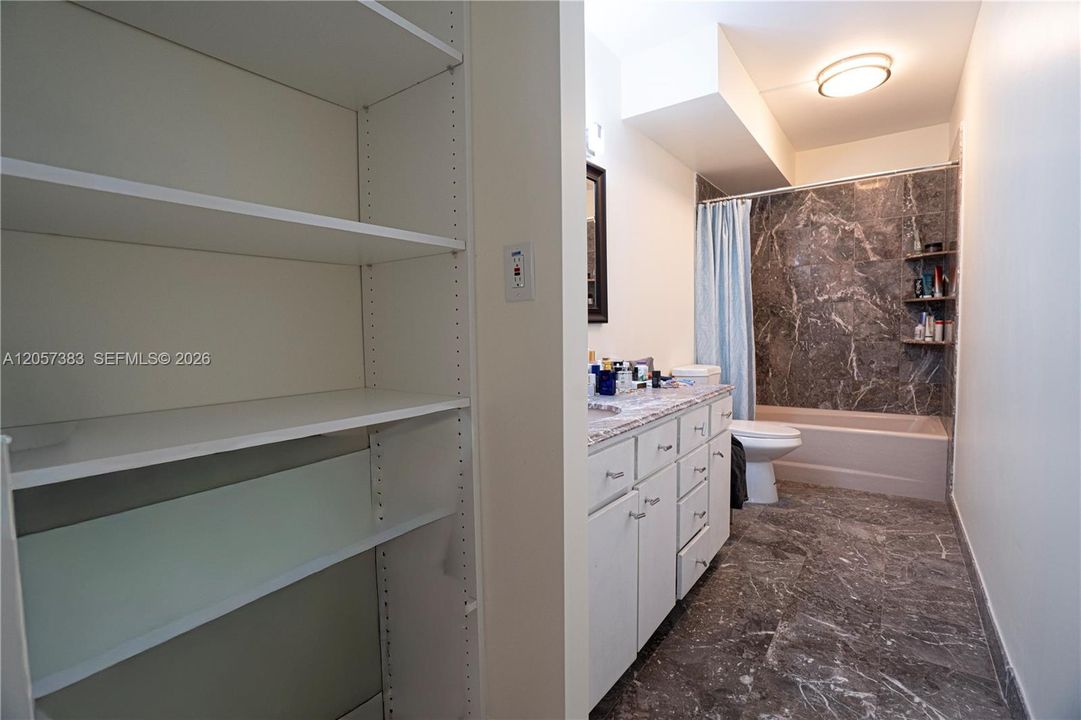 For Sale: $345,000 (2 beds, 2 baths, 1280 Square Feet)