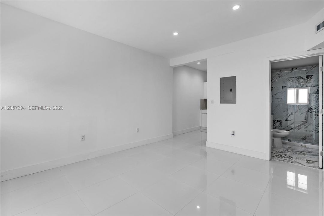 En Renta: $2,000 (2 camas, 1 baños, 1160 Pies cuadrados)