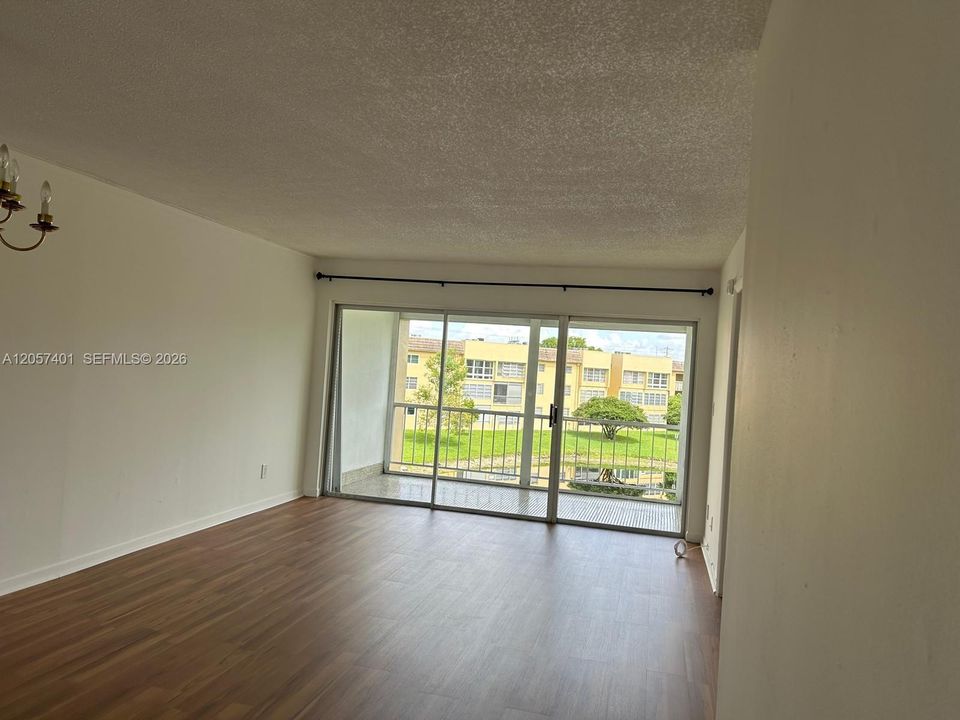 En Renta: $1,750 (2 camas, 2 baños, 880 Pies cuadrados)